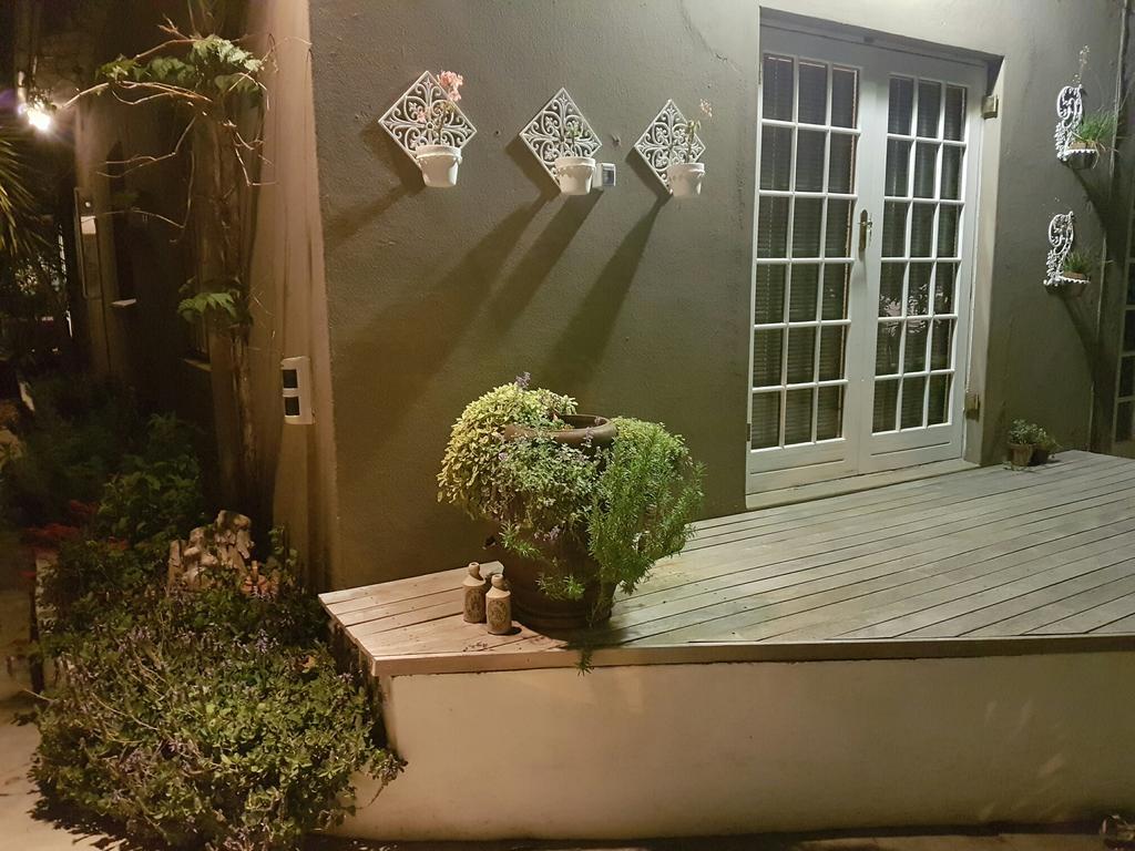 Guest House Frame Ace Bellville Exterior foto