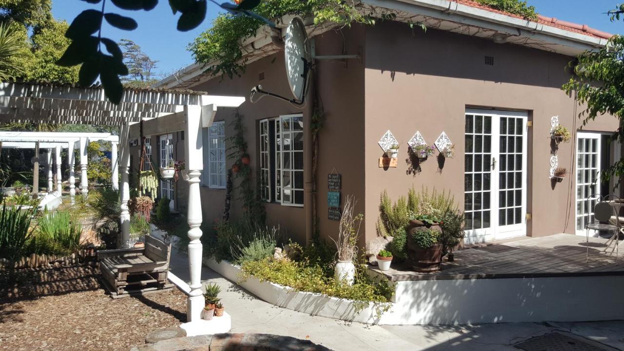 Guest House Frame Ace Bellville Exterior foto